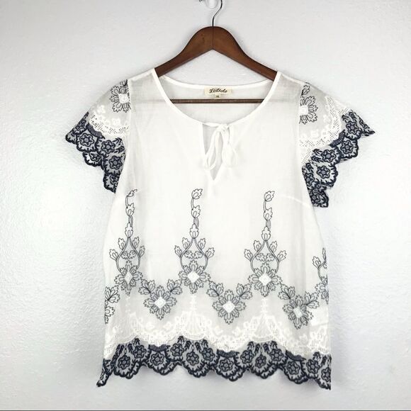 Listicle Crochet Top Size M - Picture 4 of 7